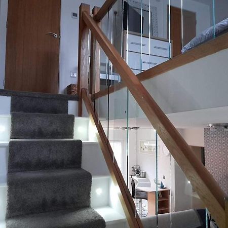 Outstanding Modern 1-Bed House In Chippenham Chippenham (Wiltshire) Ngoại thất bức ảnh