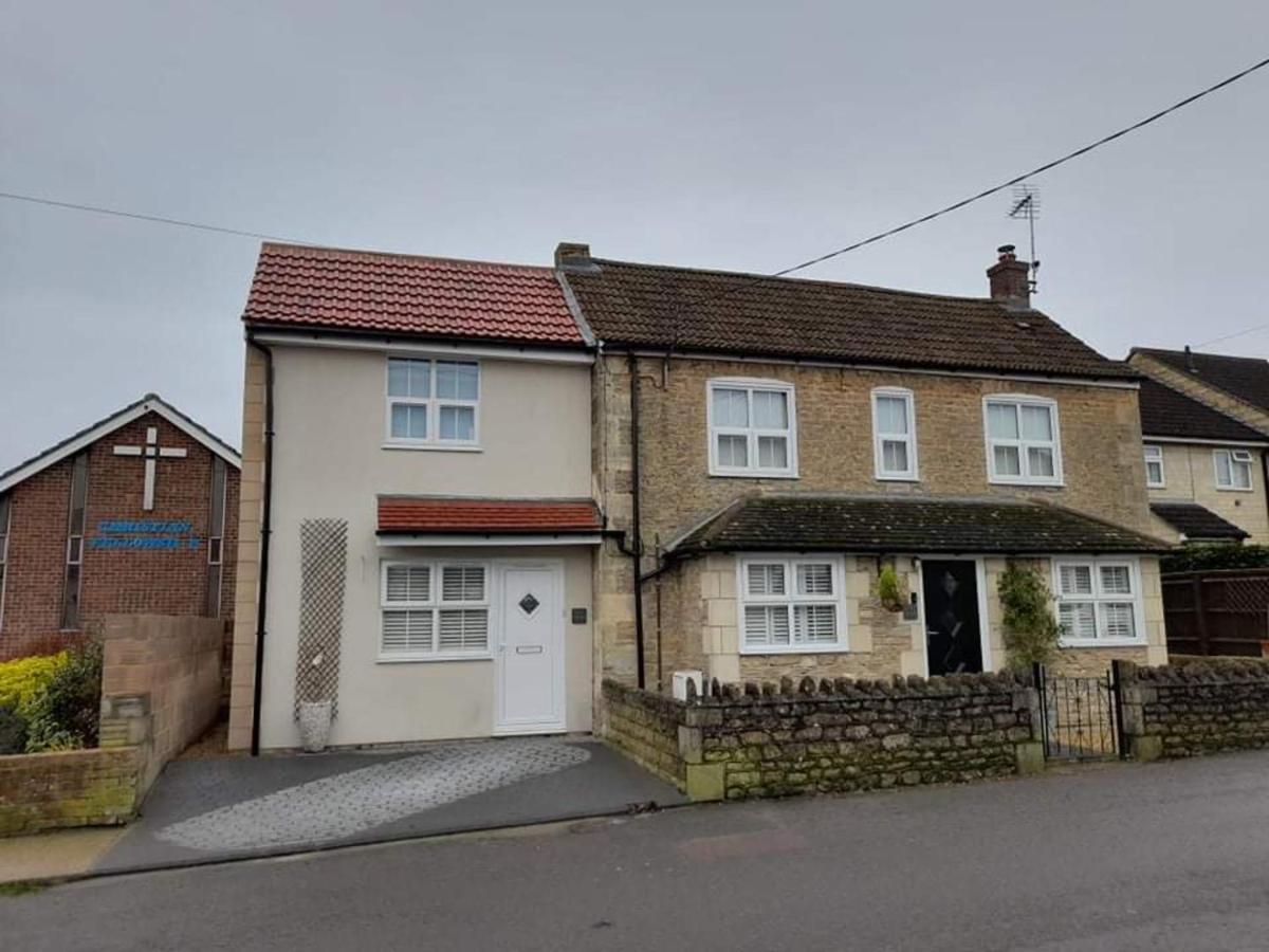 Outstanding Modern 1-Bed House In Chippenham Chippenham (Wiltshire) Ngoại thất bức ảnh